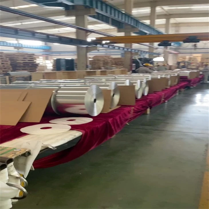 Aluminijasta folija v roli Jumbo