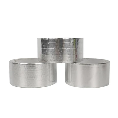 Aluminijasti lepilni trak