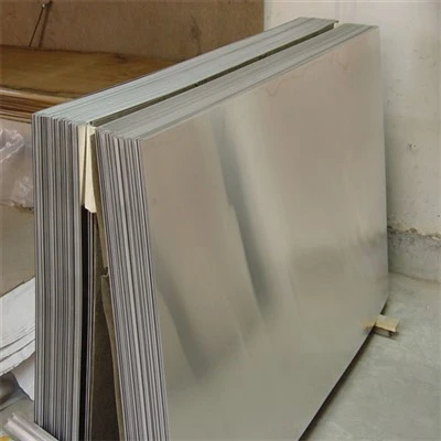 Aluminijasta jeklena plošča