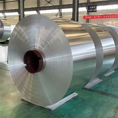 Zvitki aluminijaste folije za hrano
